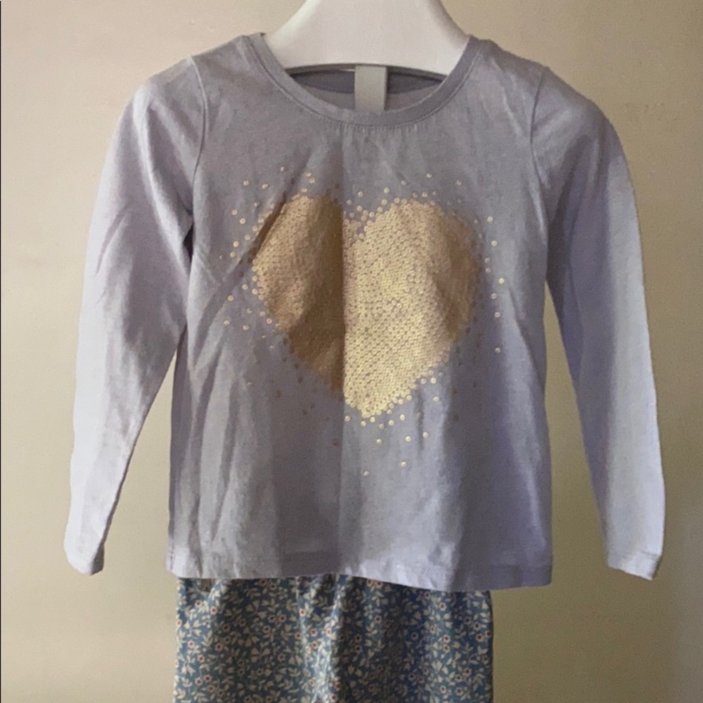 Children’s Place gold heart tee